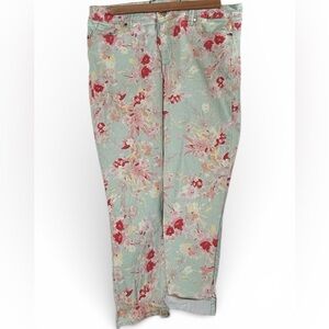 Bandolino Floral Women's Jeans - Mint Green Base ‘Lisbeth Crop’